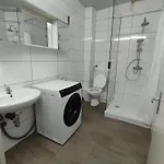 Apartamento Mit 3 Küche Dusche Waschmaschine *