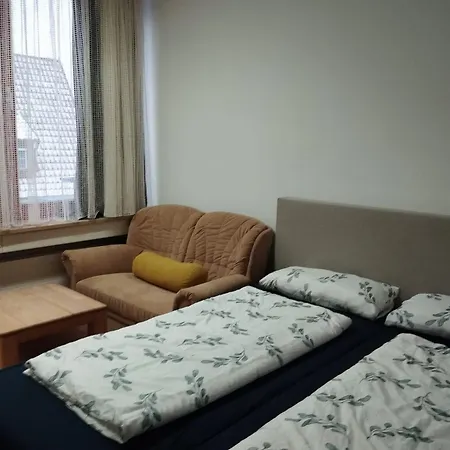 Apartment Mit 3 Küche Dusche Waschmaschine *